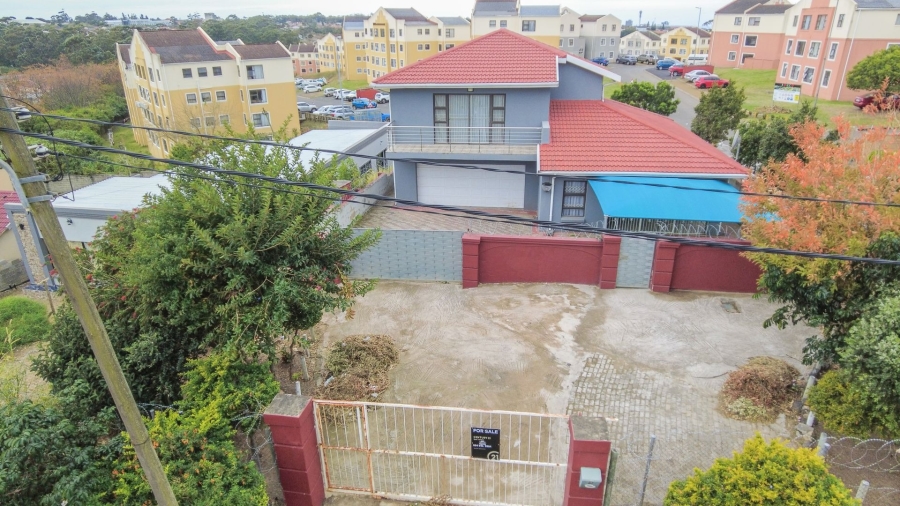 4 Bedroom Property for Sale in Amalinda Eastern Cape